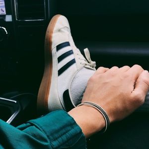 Meet your Posher, True